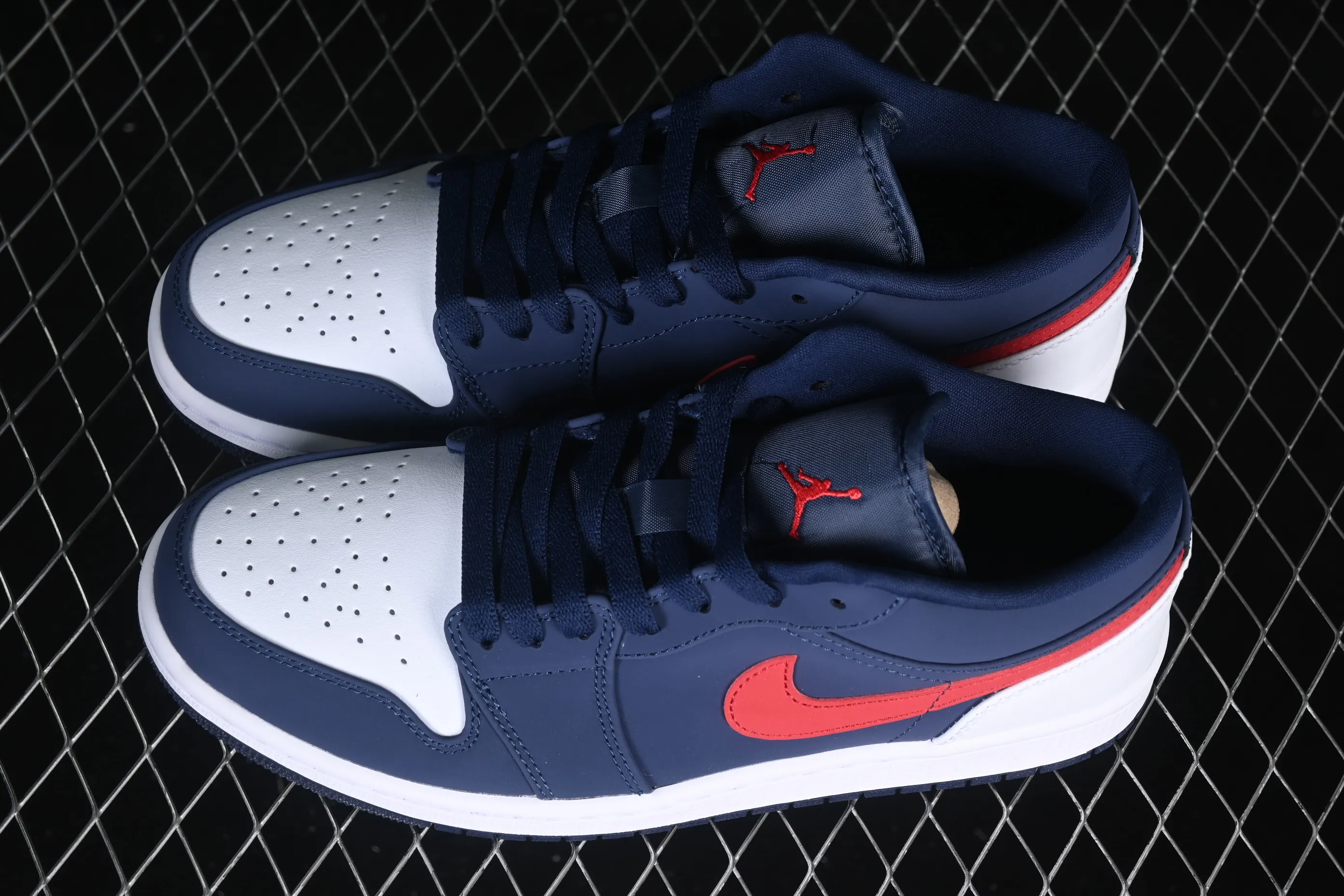 All categories Air Jordan Jordan series basketball shoes Air Jordan 1 Low G version pure original Air Jordan 1 Low AJ1 Joe 1 Patriot blue and red low-top cultural and leisure sports sneakers CZ8454-400